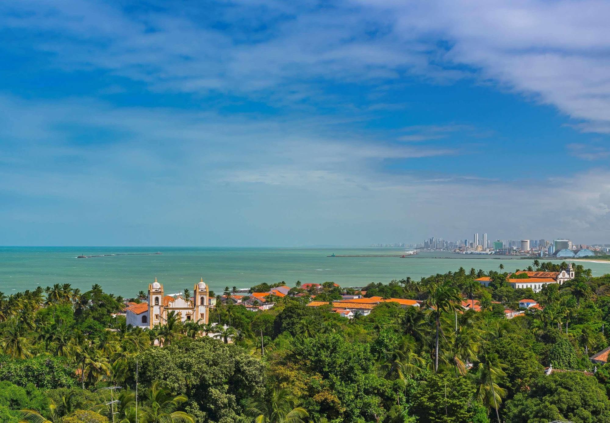 קאבו דה סנטו אגוסטינו Sheraton Reserva Do Paiva מראה חיצוני תמונה View of the city from the hill of the same name