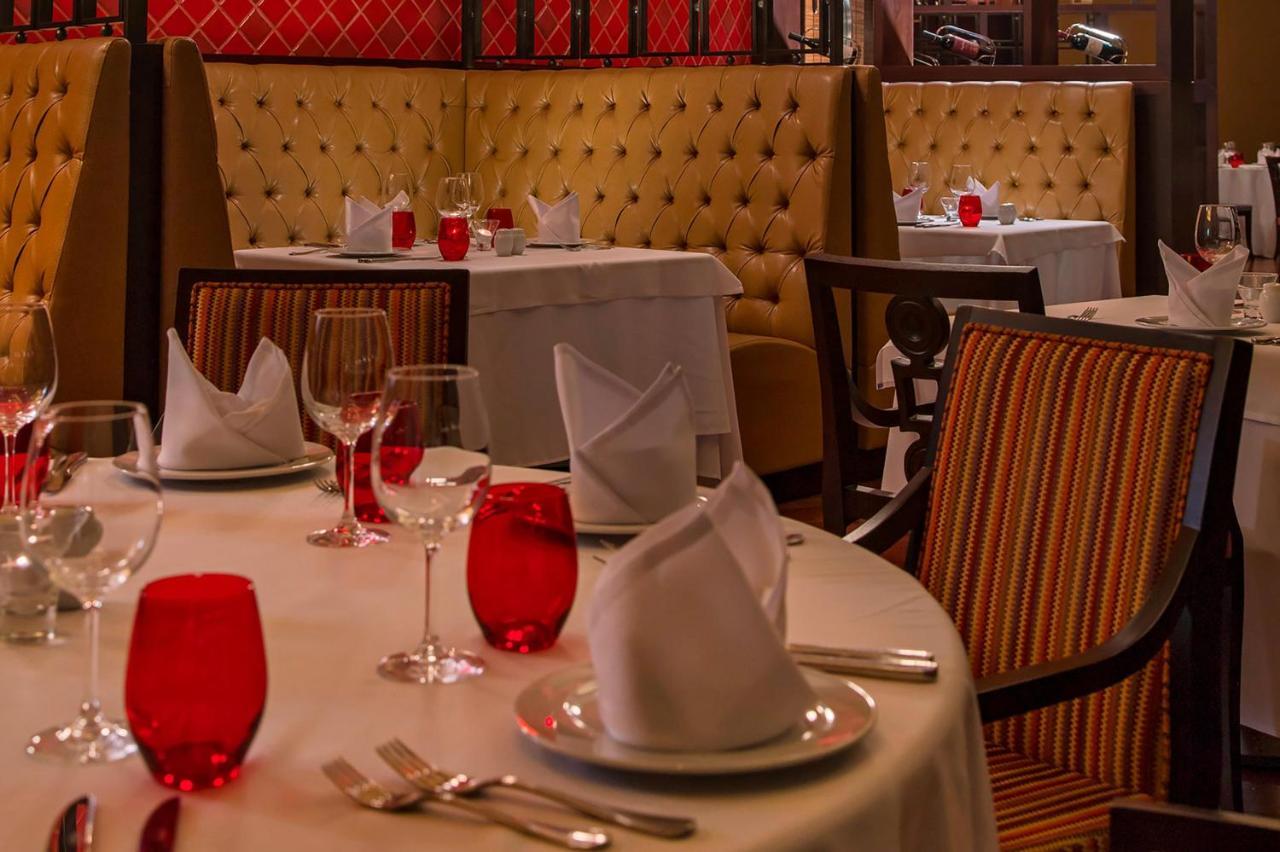 קאבו דה סנטו אגוסטינו Sheraton Reserva Do Paiva מראה חיצוני תמונה A table set for fine dining